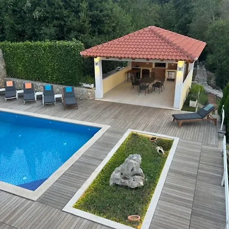 Oasis Cypress Villa *