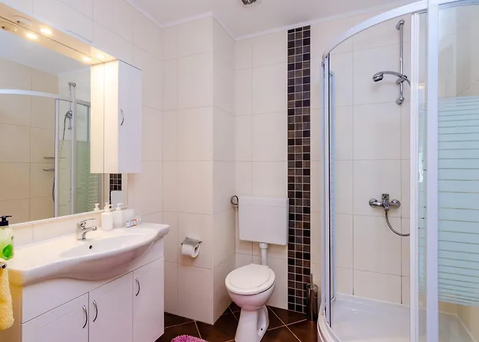 Oasis Cypress Villa *